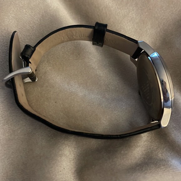 **SOLD ELSEWHERE** Emporior Armani - Unisex Black Watch w/ Silver Face - Picture 3 of 16